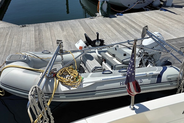 Gallivanting 40ft Bayliner Yacht For Sale