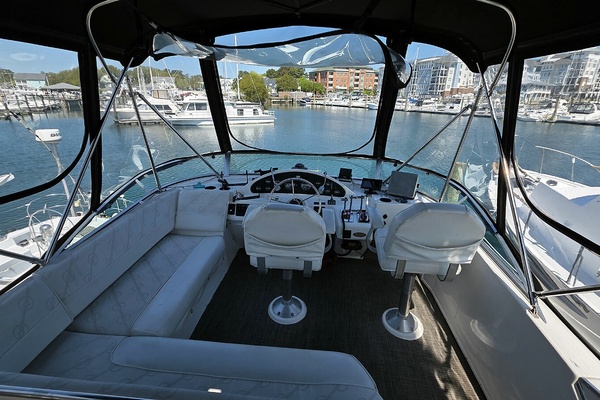 Gallivanting 40ft Bayliner Yacht For Sale