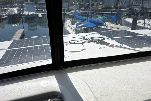 Gallivanting 40ft Bayliner Yacht For Sale