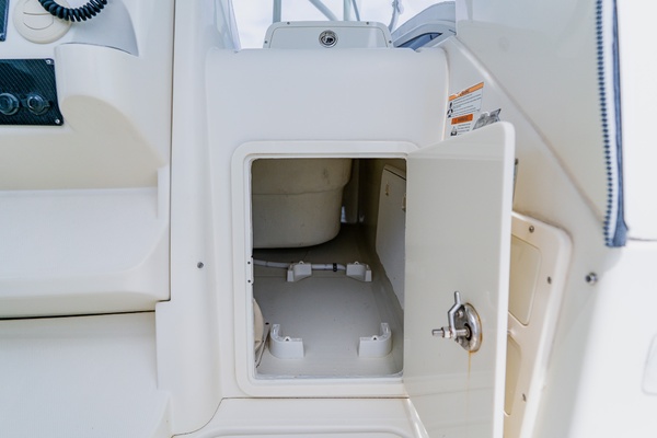 35ft Hydra Sports Yacht For Sale