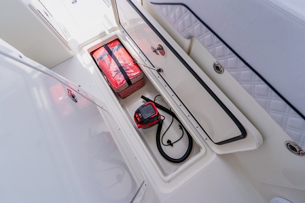 2008 Hydra-Sports 34