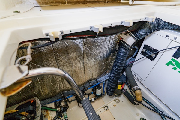 35ft Hydra Sports Yacht For Sale