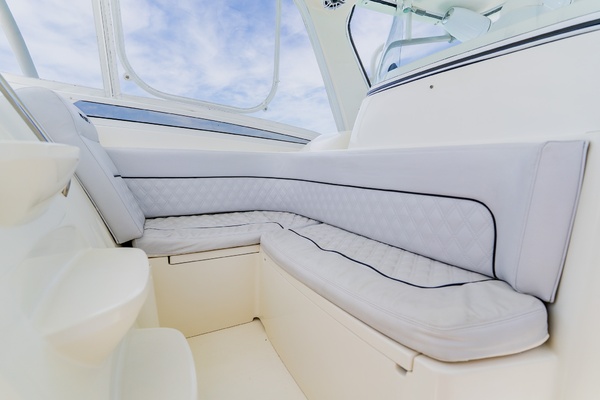 35ft Hydra Sports Yacht For Sale