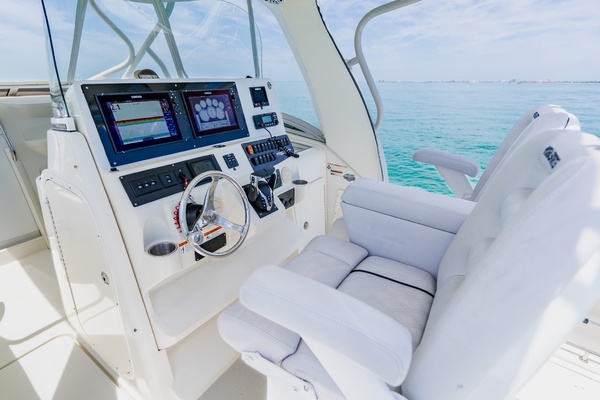 35ft Hydra Sports Yacht For Sale