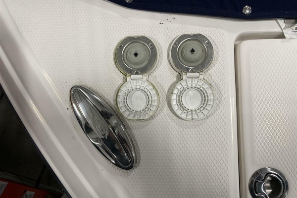 Photo of the 2019 Chaparral 297 SSX