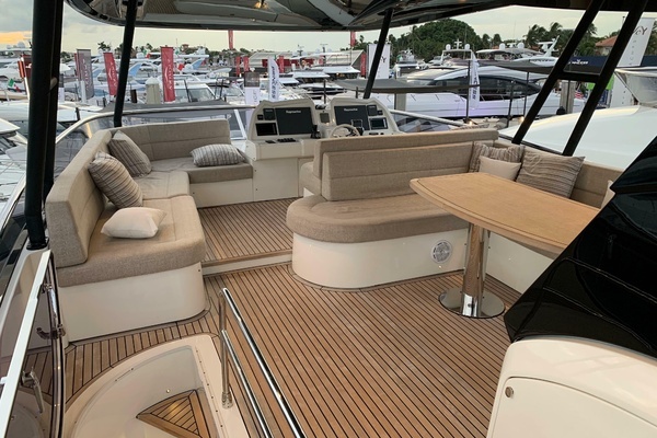 2018 Monte Carlo Yachts 65