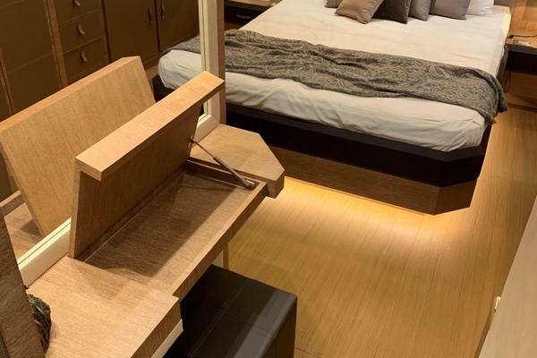 2018 Monte Carlo Yachts 65