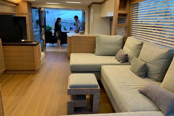 2018 Monte Carlo Yachts 65