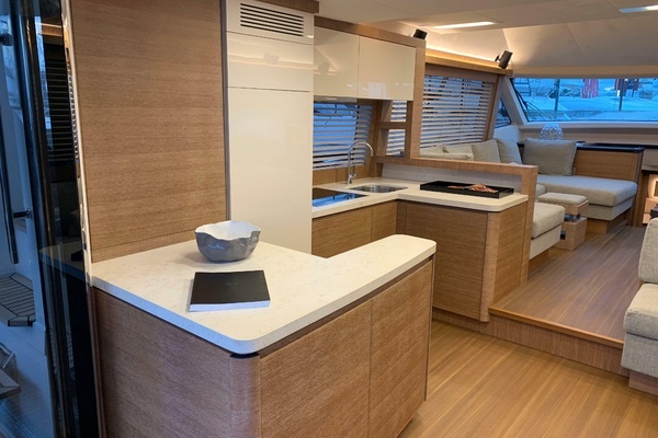 2018 Monte Carlo Yachts 65