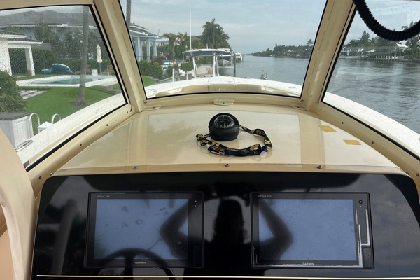 30ft Scout Yacht For Sale