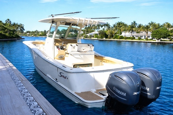 Photo of the 2017 Scout 300 LXF