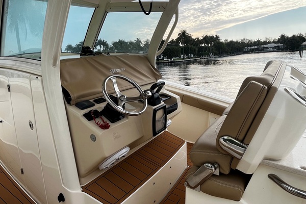 30ft Scout Yacht For Sale