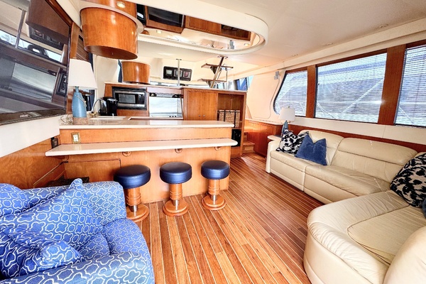53ft Carver Yacht For Sale