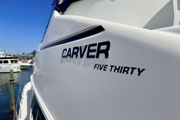 1998 Carver 53