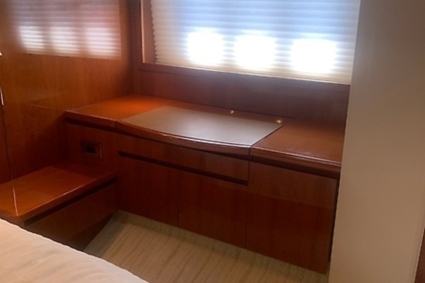 2008 Viking 58