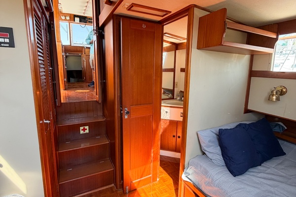 MOLLY B 36ft Grand Banks Yacht For Sale
