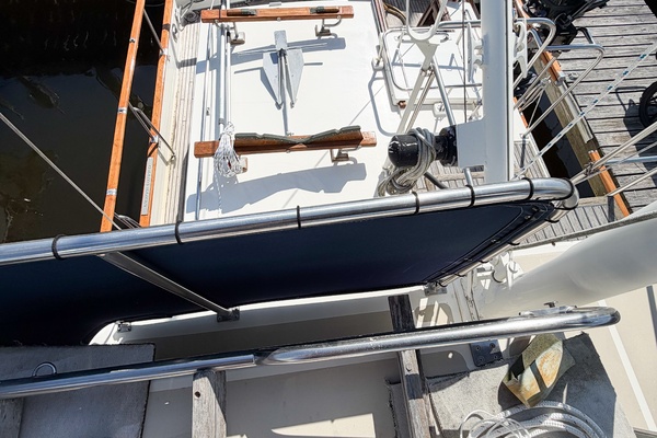 MOLLY B 36ft Grand Banks Yacht For Sale