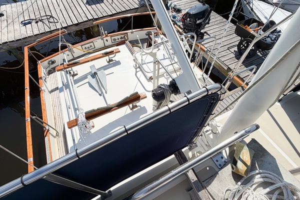 MOLLY B 36ft Grand Banks Yacht For Sale