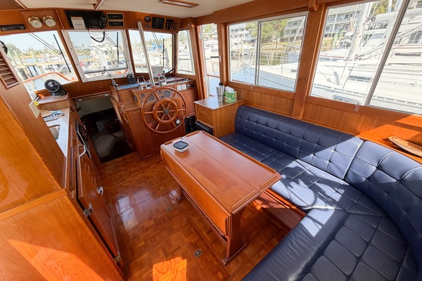 MOLLY B 36ft Grand Banks Yacht For Sale