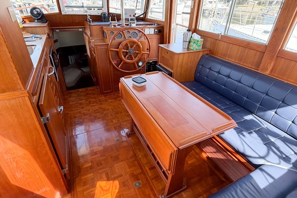 MOLLY B 36ft Grand Banks Yacht For Sale