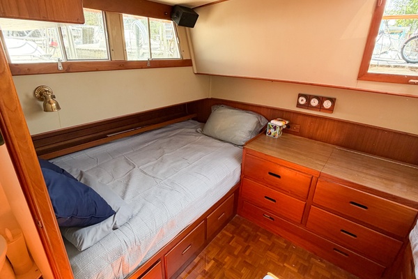 MOLLY B 36ft Grand Banks Yacht For Sale