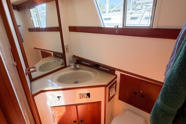 MOLLY B 36ft Grand Banks Yacht For Sale