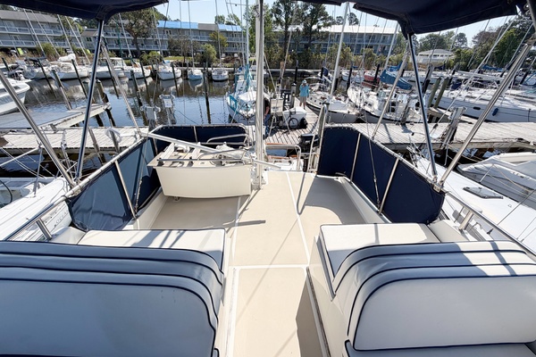 MOLLY B 36ft Grand Banks Yacht For Sale