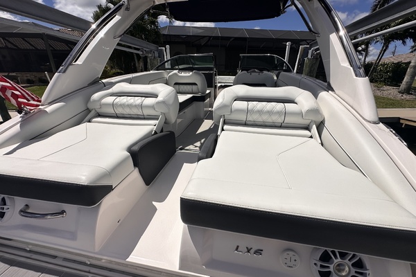 26ft Regal Yacht For Sale