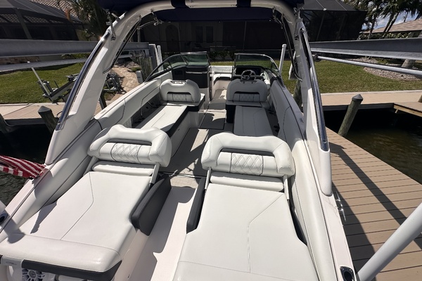 26ft Regal Yacht For Sale