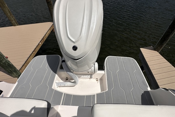26ft Regal Yacht For Sale