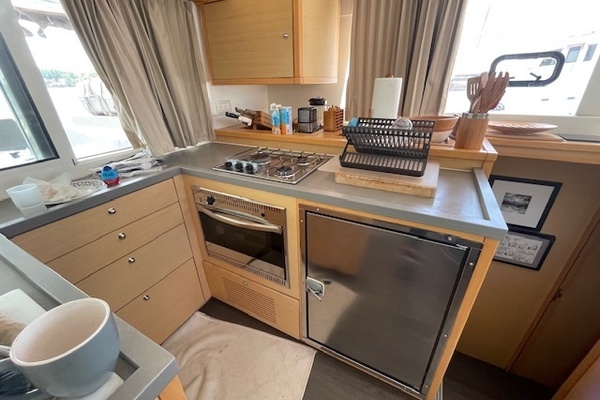 Sacre Bleu 45ft Lagoon Yacht For Sale