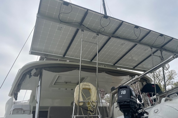 Photo of the 2016 Lagoon 450F "Sacre Bleu"