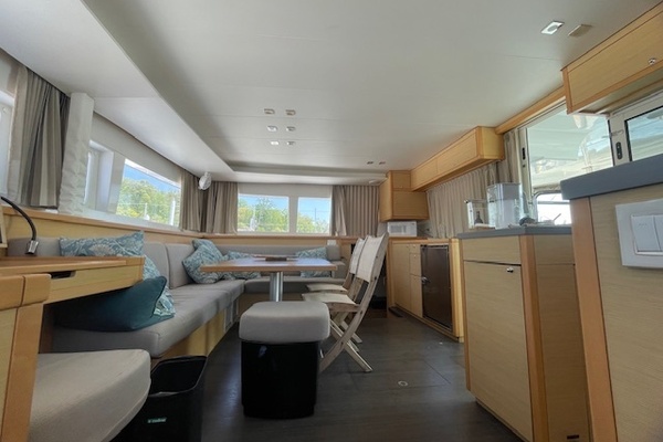 Sacre Bleu 45ft Lagoon Yacht For Sale