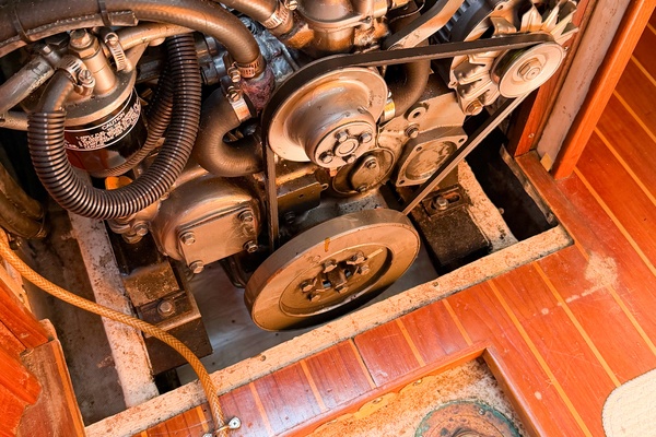 EARLY OUT 40ft Caliber Yacht For Sale