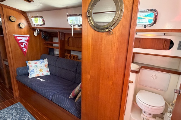 EARLY OUT 40ft Caliber Yacht For Sale