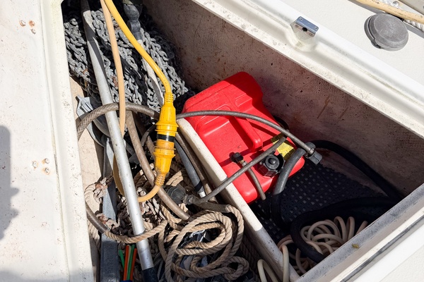 EARLY OUT 40ft Caliber Yacht For Sale