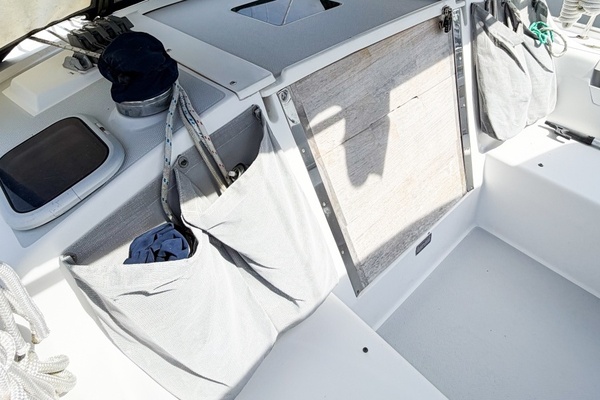 EARLY OUT 40ft Caliber Yacht For Sale