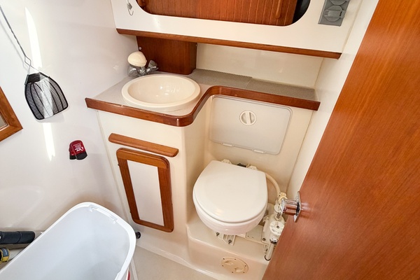 EARLY OUT 40ft Caliber Yacht For Sale