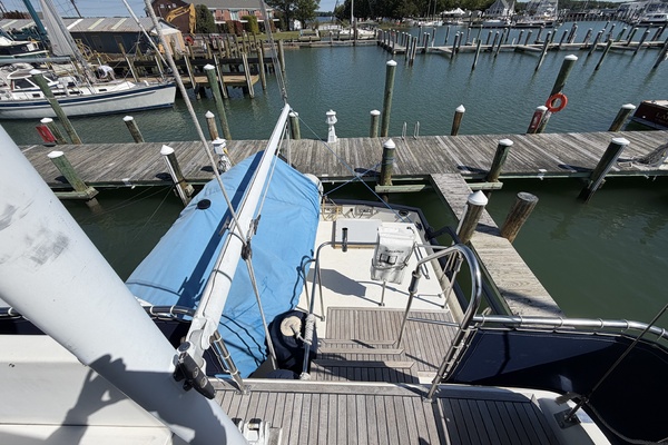 Circe 46ft Grand Banks Yacht For Sale