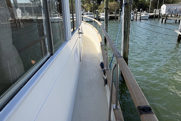 Circe 46ft Grand Banks Yacht For Sale