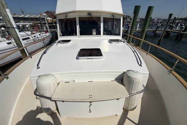 Grand Banks Classic 46 Yacht For Sale