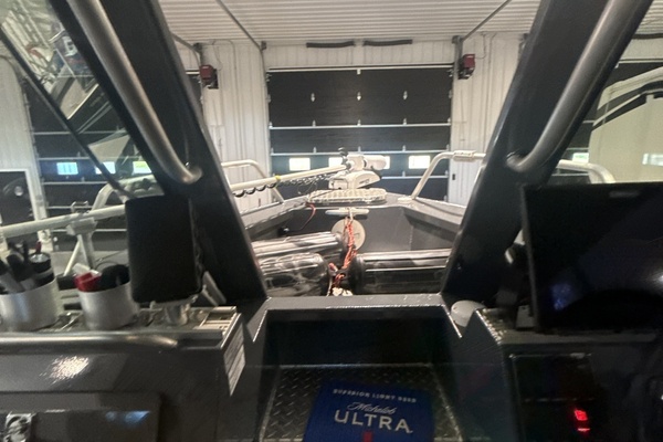 32ft Hewescraft Yacht For Sale