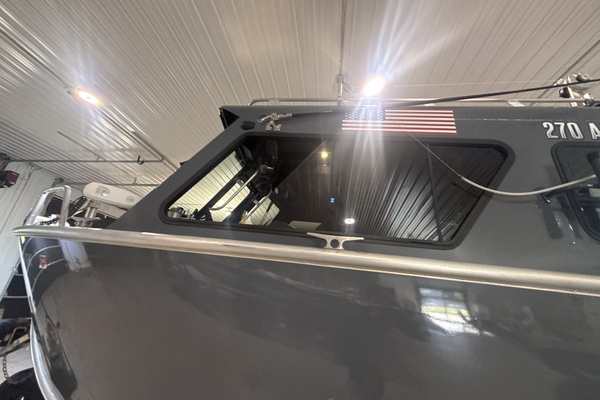32ft Hewescraft Yacht For Sale