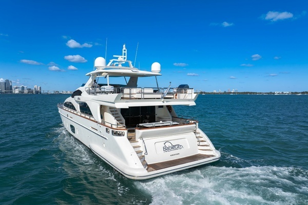 2005 Azimut 105