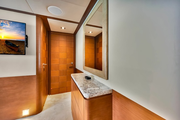 BABIECA 105ft Azimut Yacht For Sale