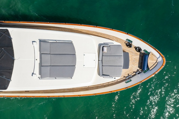 BABIECA 105ft Azimut Yacht For Sale