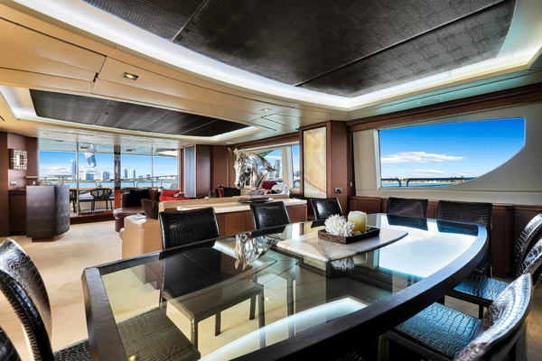 BABIECA 105ft Azimut Yacht For Sale