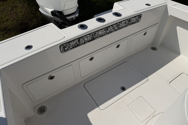 23ft Reef Runner Yacht For Sale