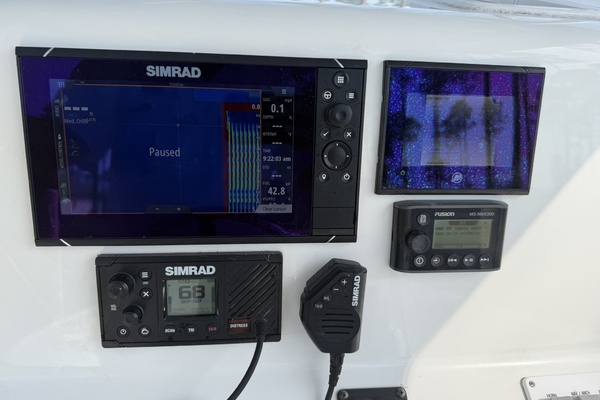 23ft Reef Runner Yacht For Sale