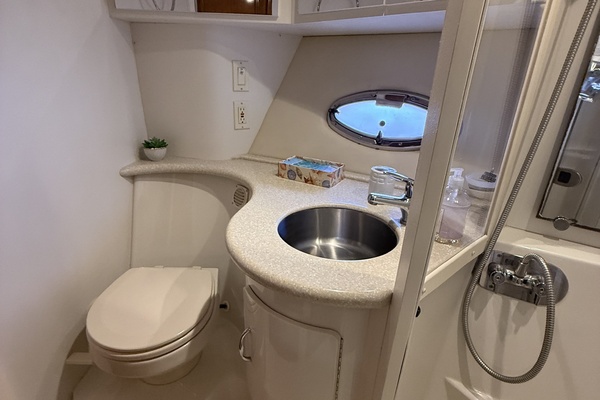 Mist Approach 44ft Carver Yacht For Sale